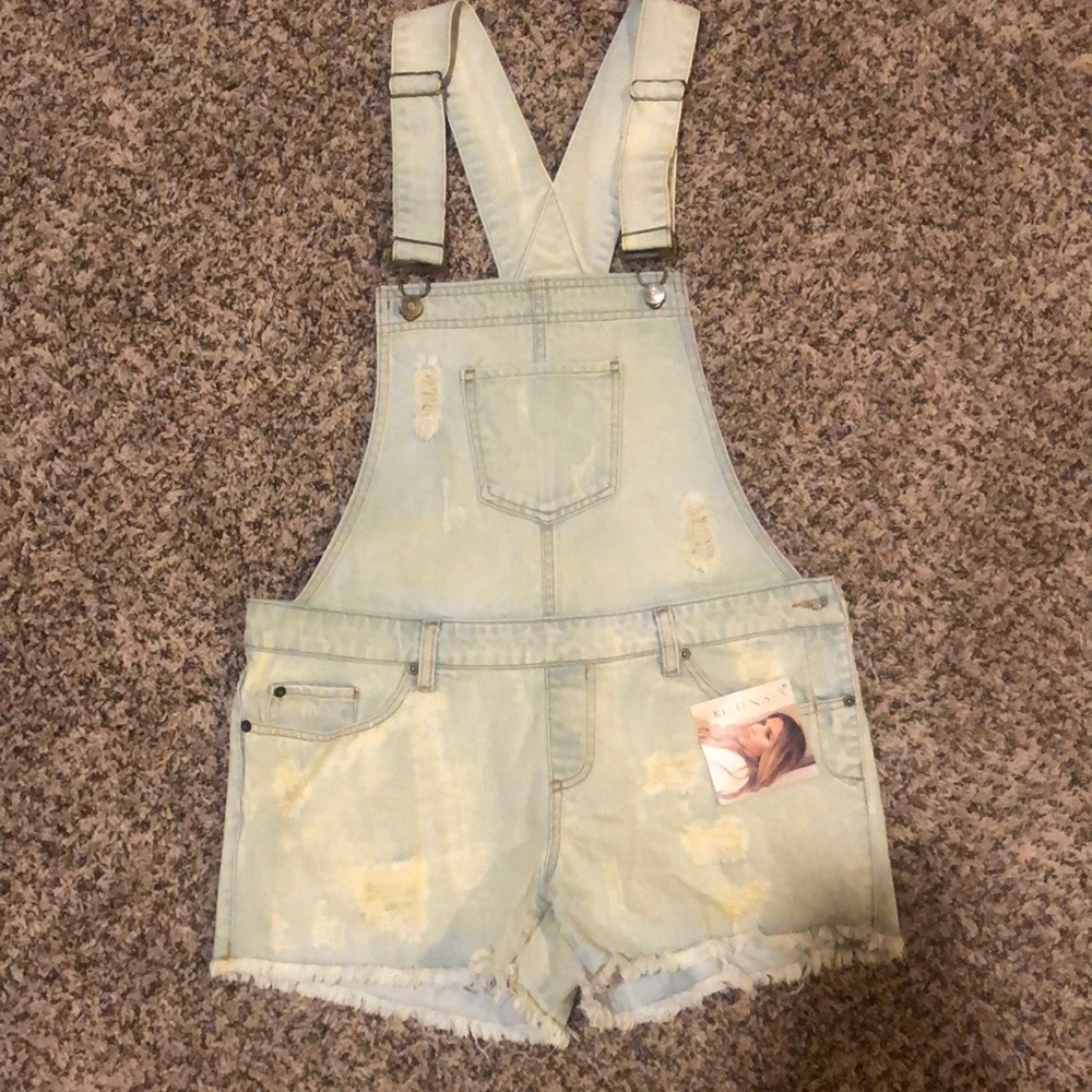 Kittenish overalls
